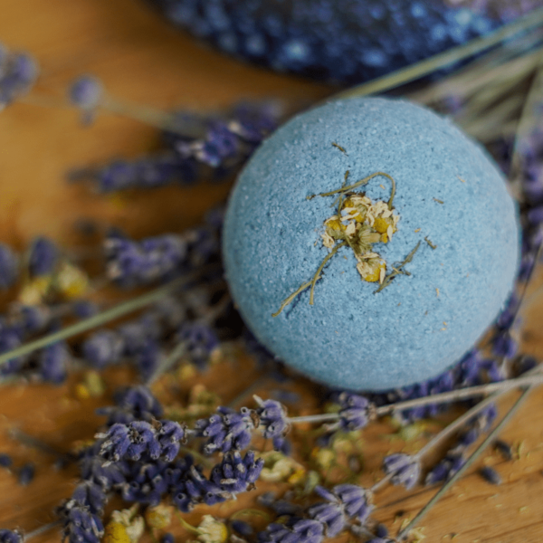 Sleepy blue soak lavender chamomile bath bomb